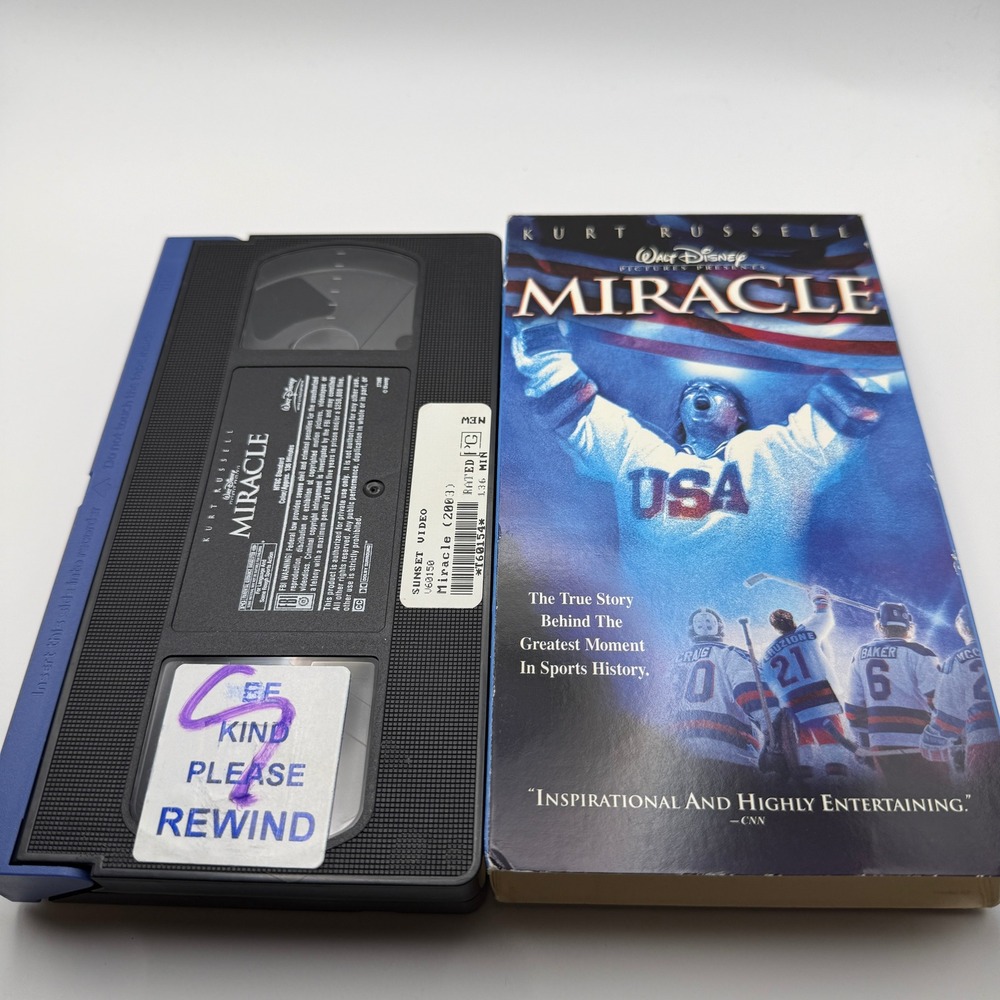 Miracle VHS Walt Disney Pictures Kurt Russell 1980 Olympic Hockey Movie 33164